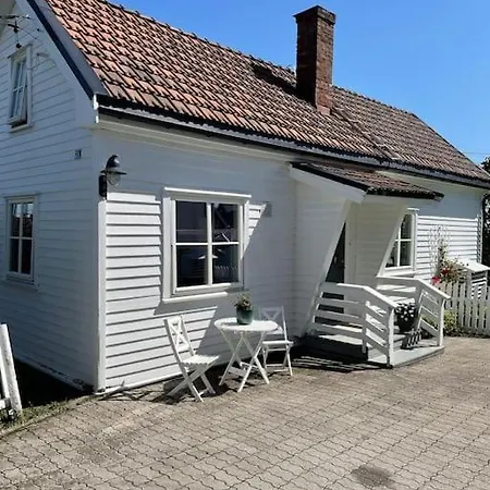Koselig Hus Med 4 Soverom 7 Min Gange Fra Sentrum * Gjøvik