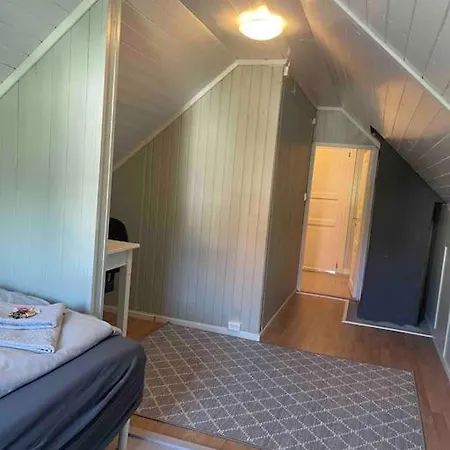 Koselig Hus Med 4 Soverom 7 Min Gange Fra Sentrum * Gjøvik